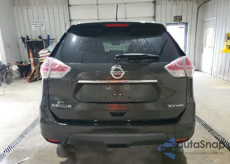 2015 Nissan Rogue S z USA, uszkodzony, nr VIN KNMAT2MV4FP518982